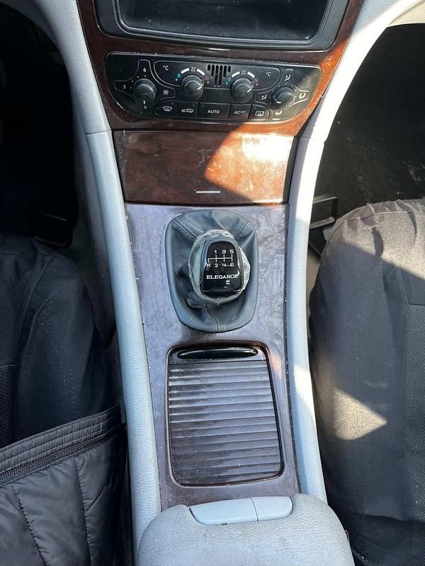 Gebraucht Mercedes C180 143 PS (105 kW) 2005 Grau Limousine