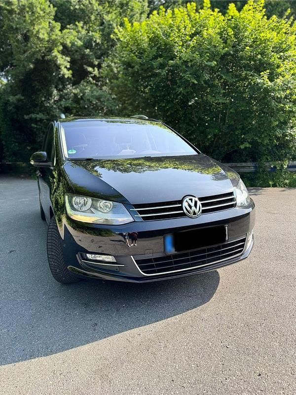 Gebraucht VW Sharan Highline 140 PS (102 kW) 2011 Schwarz Van / Kleinbus