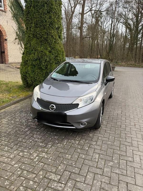 Gebraucht Nissan Note Visia 80 PS (58 kW) 2014 Grau Kleinwagen