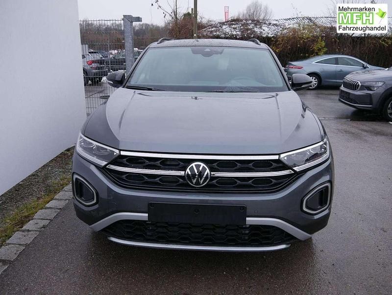 Neu VW T-Roc Style 150 PS (110 kW) 2025 Indiumgrau metallic/dach... SUV