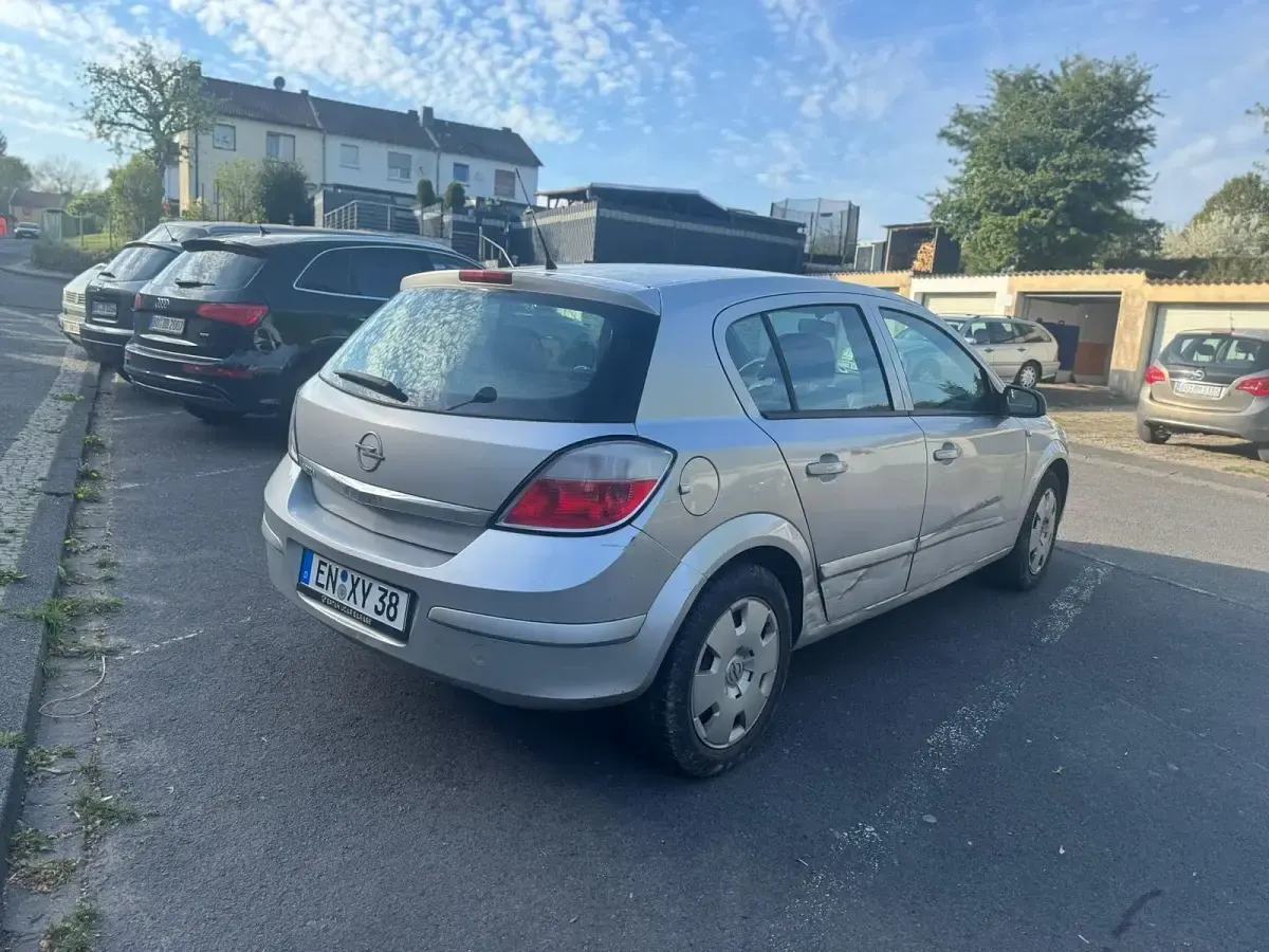 Occasion Opel Astra 90 ch (66 kW) 2005 Argent Citadine