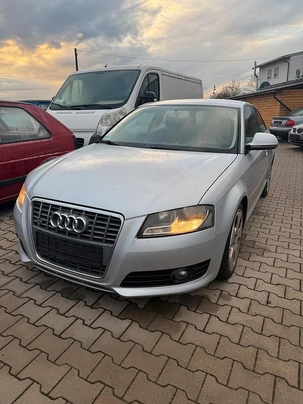 Silber Gebraucht 2009 Audi A3 Kleinwagen | 2.600 € (Superpreis) - Bild 1/4