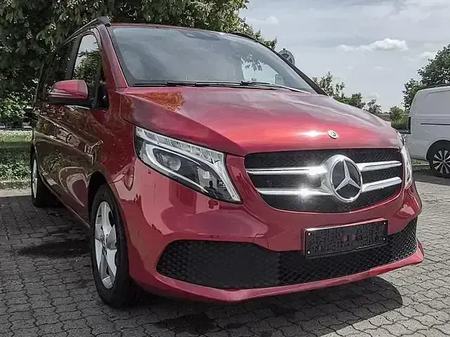 Gebraucht Mercedes V250 Edition 190 PS (139 kW) 2020 Hyazinthrot metallic Van / Kleinbus