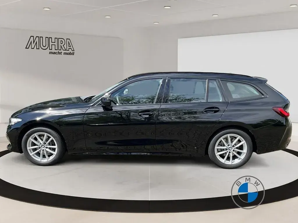 Gebraucht BMW 318 Comfort Edition 156 PS (114 kW) 2025 Schwarz ii Kombi