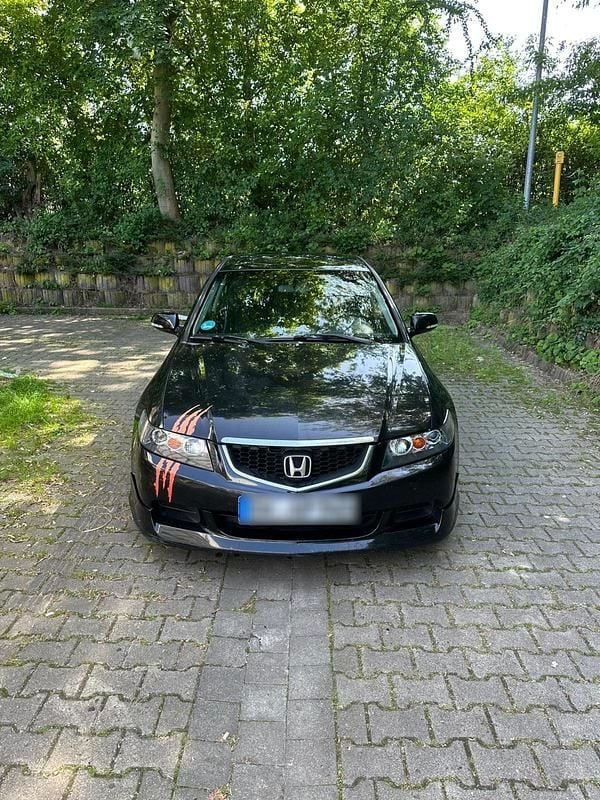 Schwarz Gebraucht 2005 Honda Accord Limousine | 3.990 € (Etwas zu teuer) - Bild 1/4