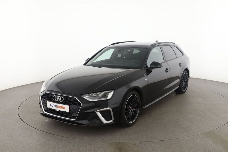 Schwarz Gebraucht 2021 Audi A4 S-Line Kombi | 29.280 € (Etwas zu teuer) - Bild 1/4