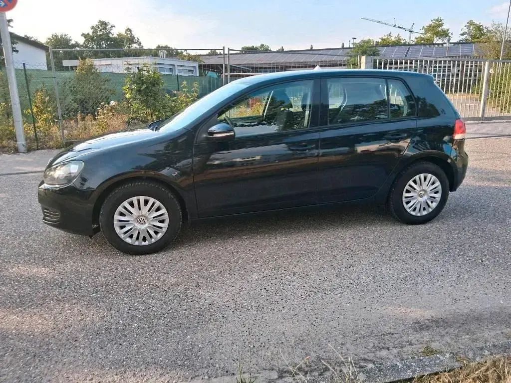 Gebraucht VW Golf VI 80 PS (58 kW) 2009 Schwarz Kleinwagen