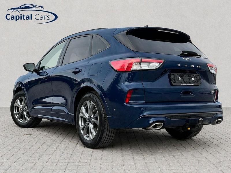 Usado Ford Kuga ST-Line X 152 HP (111 kW) 2023 Azul SUV