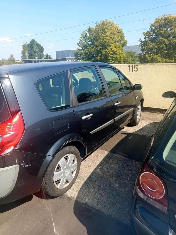 Weiß Gebraucht 2008 Renault Grand Scénic II Van / Kleinbus | 1.200 € (Superpreis) - Bild 1/4