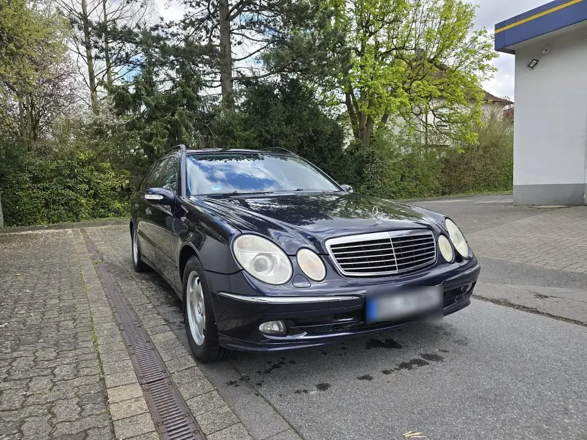 Gebraucht Mercedes E280 Avantgarde 240 PS (176 kW) 2005 Violet Kombi