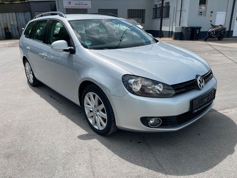 Silber Gebraucht 2011 VW Golf VI Trendline Kombi | 3.500 € (Guter Preis) - Bild 1/4