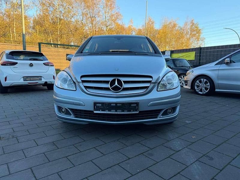 Gebraucht Mercedes B150 95 PS (69 kW) 2006 Amethyst metallic Van / Kleinbus