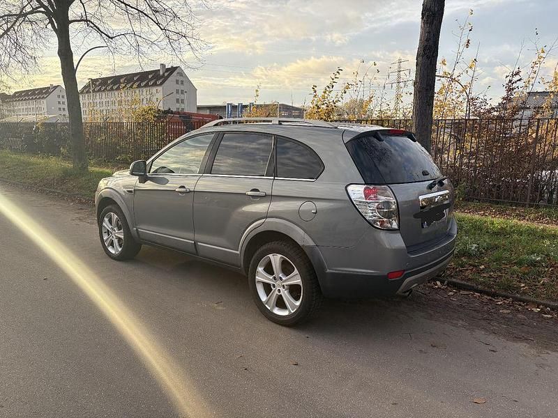 Gebraucht Chevrolet Captiva LTZ 184 PS (135 kW) 2013 Grau SUV