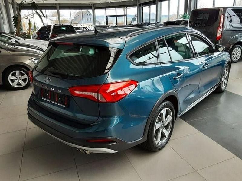 Second-hand Ford Focus Active 120 CP (88 kW) 2020 Albastru Break