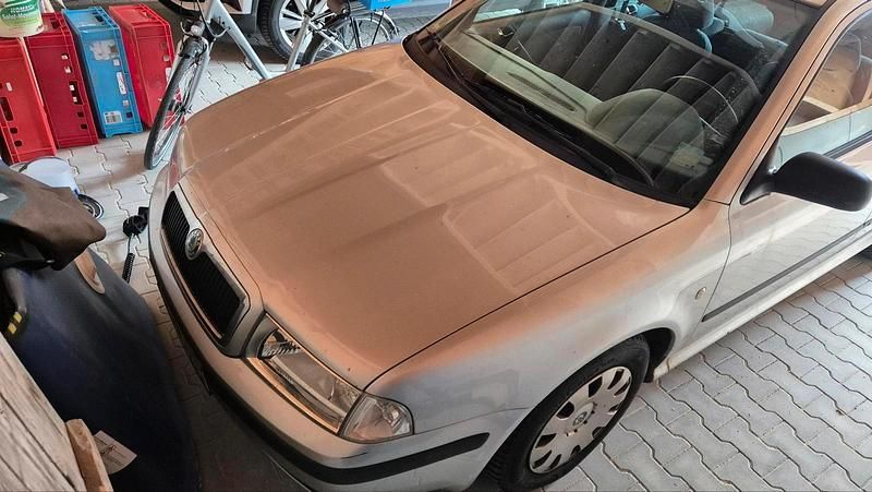 Silber Gebraucht 2005 Skoda Octavia Kombi | 450 € (Superpreis) - Bild 1/4