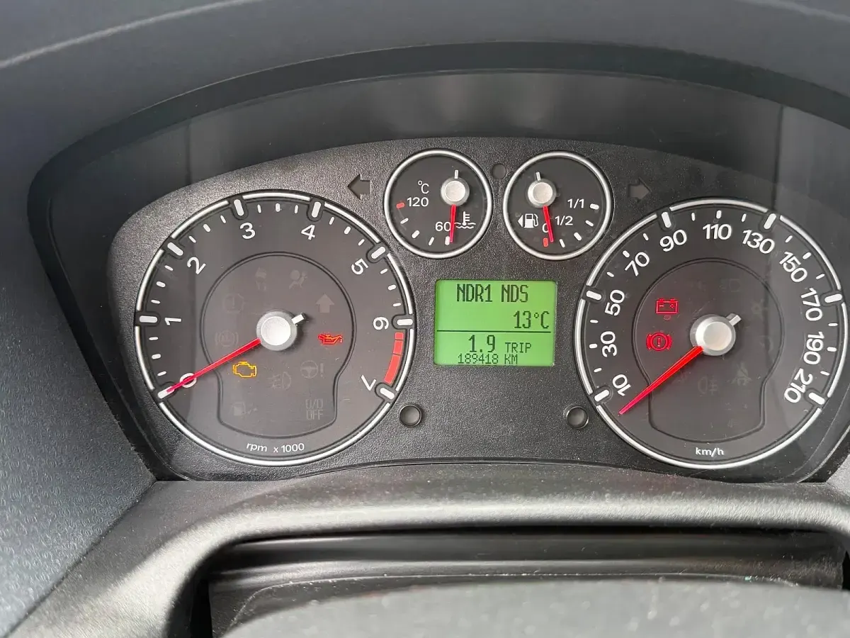 Gebraucht Ford Fusion 85 PS (62 kW) 2010 Violet Kleinwagen