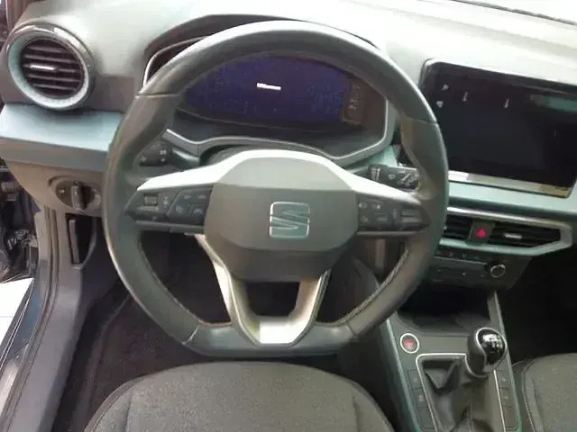 Gebraucht Seat Arona Xperience 110 PS (80 kW) 2024 Magnetic grau SUV