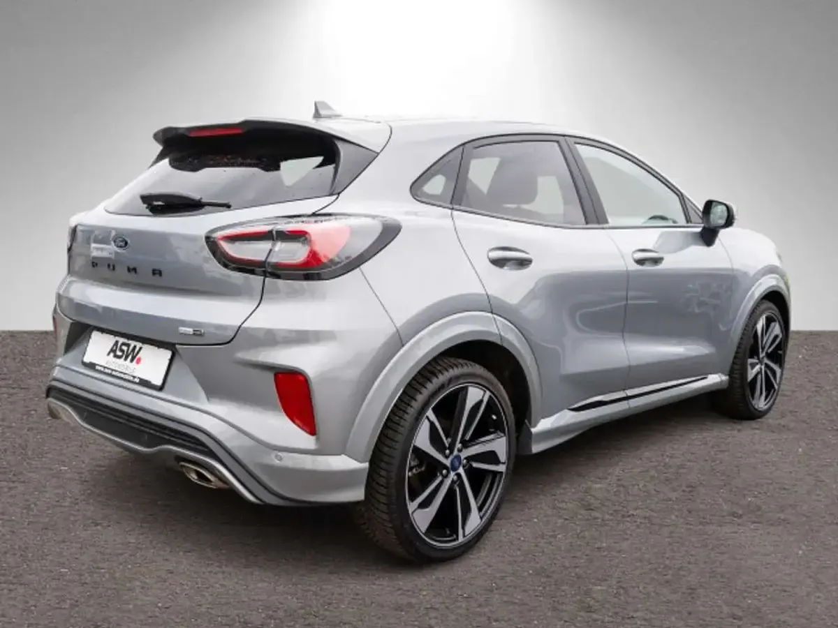 Usata Ford Puma ST-Line X 155 CV (114 kW) 2021 Argento SUV