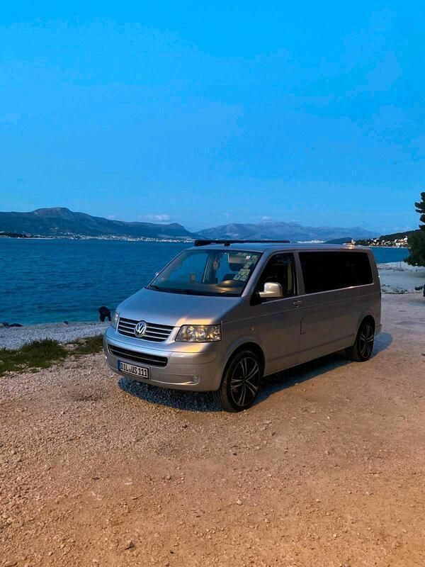 Silber Gebraucht 2008 VW T5 Van | 13.200 € (Teuer) - Bild 1/4