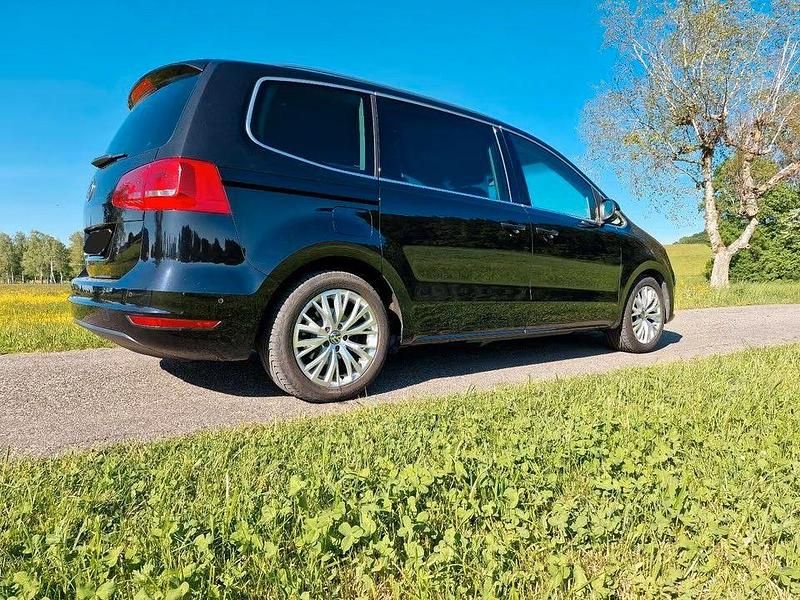 Gebraucht VW Sharan Highline 200 PS (147 kW) 2011 Schwarz Van / Kleinbus