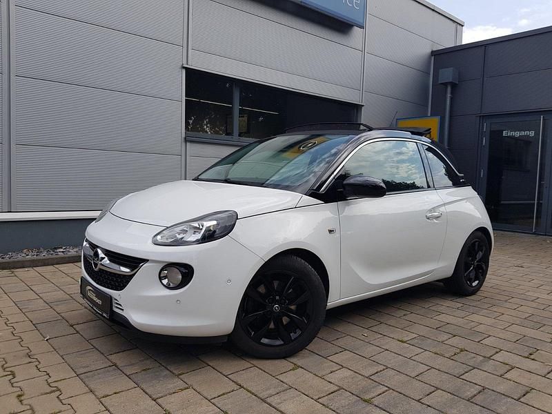 Schneeweiss Gebraucht 2019 Opel Adam Open Air Kleinwagen | 12.465 € (Etwas zu teuer) - Bild 1/4