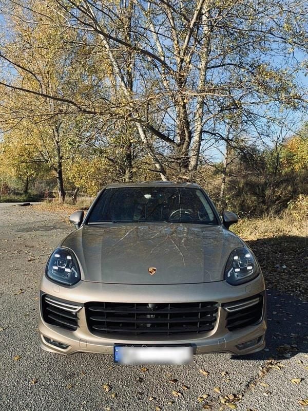 Beige Gebraucht 2017 Porsche Cayenne GTS SUV | 44.900 € (Fairer Preis) - Bild 1/4
