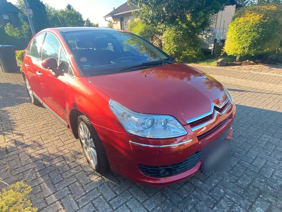 Gebraucht Citroën C4 Exclusive 136 PS (100 kW) 2005 Rot Limousine