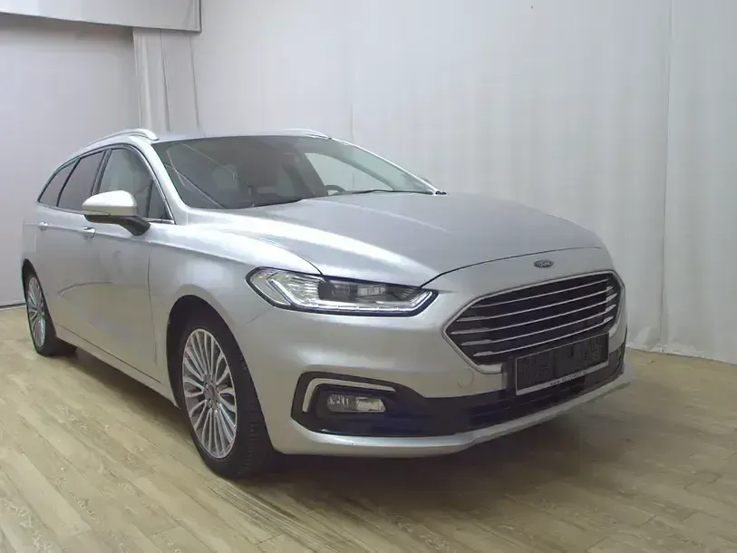 Gebraucht Ford Mondeo Titanium 150 PS (110 kW) 2021 Silber Kombi