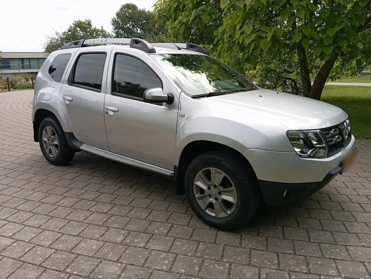 Gebraucht Dacia Duster 110 PS (80 kW) 2016 Silber SUV