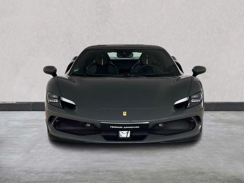 Gebraucht Ferrari 296 829 PS (609 kW) 2025 Grau Coupé
