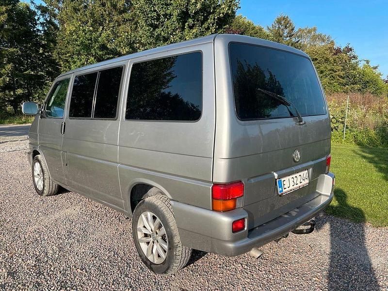 Gebraucht VW Multivan 140 PS (102 kW) 1998 Grau Van