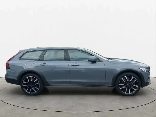 Gebraucht Volvo V90 CC 173 PS (127 kW) 2022 Kombi