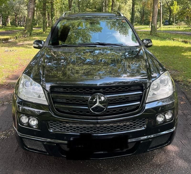 Schwarz Gebraucht 2007 Mercedes GL320 SUV | 22.500 € - Bild 1/4