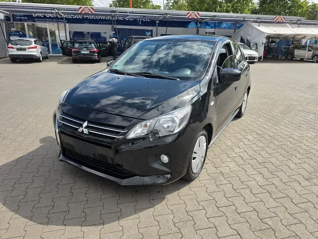 Gebraucht Mitsubishi Space Star Spirit 71 PS (52 kW) 2021 Schwarz Kleinwagen