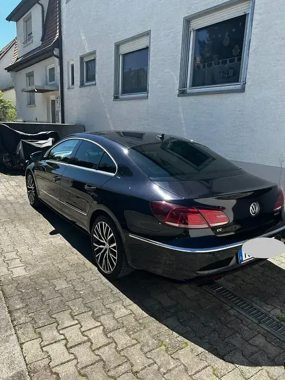 Usado VW CC 140 HP (102 kW) 2012 Preto Sedan