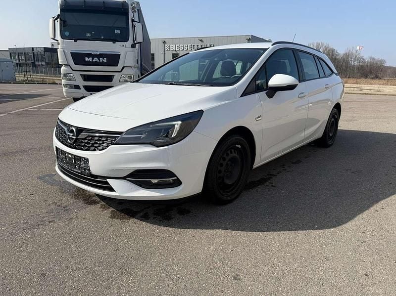 Gebraucht Opel Astra Basis 122 PS (89 kW) 2020 Weiß Kombi