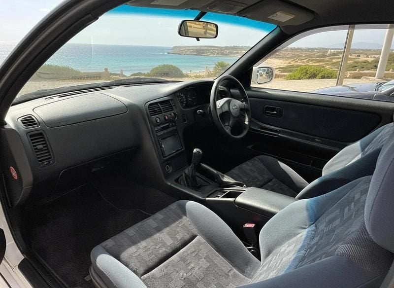 Gebraucht Nissan Skyline 250 PS (183 kW) 1997 Weiß Limousine