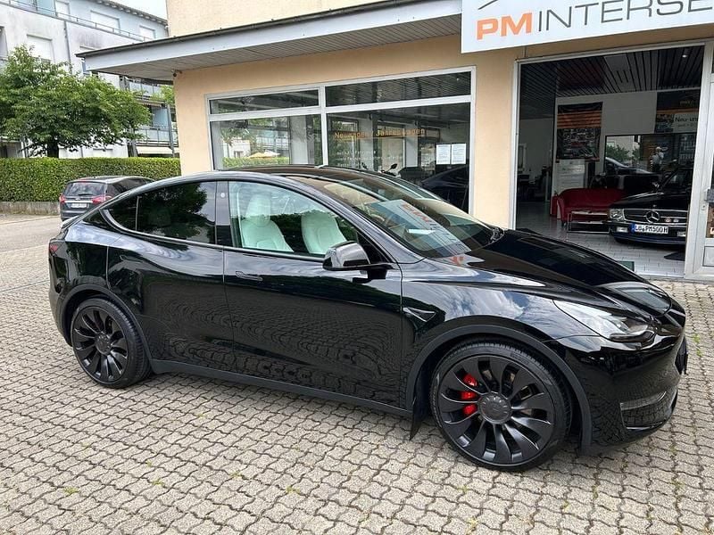 Gebraucht Tesla Model Y Performance 392 kW (534 PS) 2024 Schwarz SUV