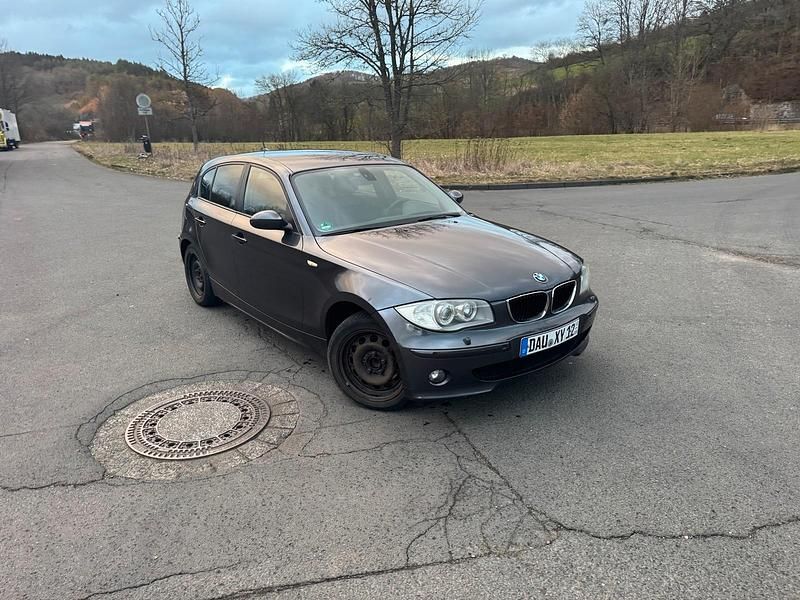 Gebraucht BMW 120 150 PS (110 kW) 2004 Grau Kleinwagen