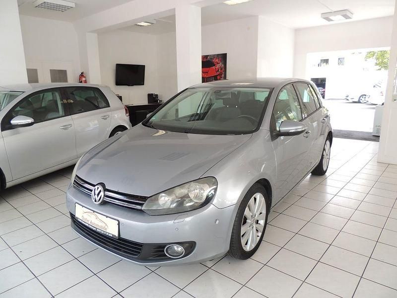 Grau Gebraucht 2010 VW Golf VI Team Limousine | 4.999 € (Etwas zu teuer) - Bild 1/4