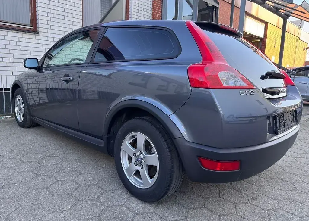 Gebraucht Volvo C30 Momentum 109 PS (80 kW) 2007 Grau Kleinwagen