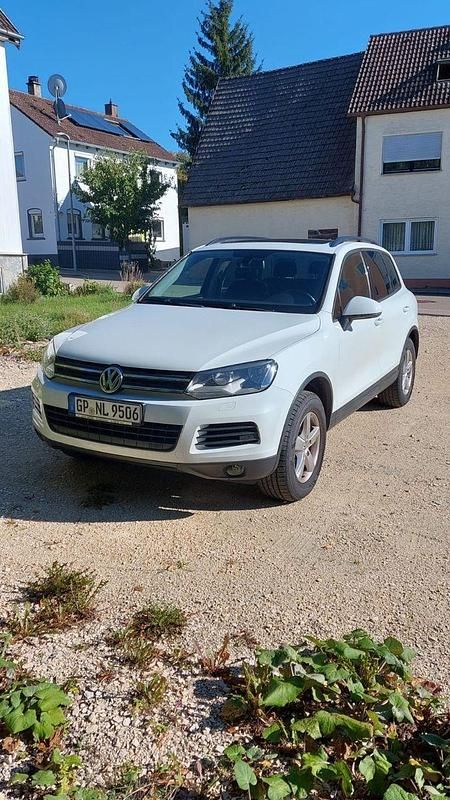 Weiß Gebraucht 2012 VW Touareg SUV | 12.900 € (Superpreis) - Bild 1/4