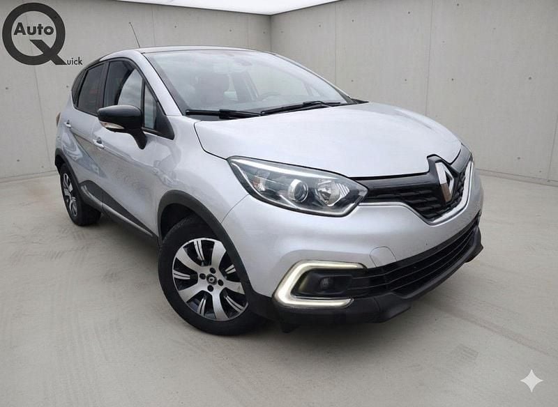 Second-hand Renault Captur 90 CP (66 kW) 2018 Argintiu SUV