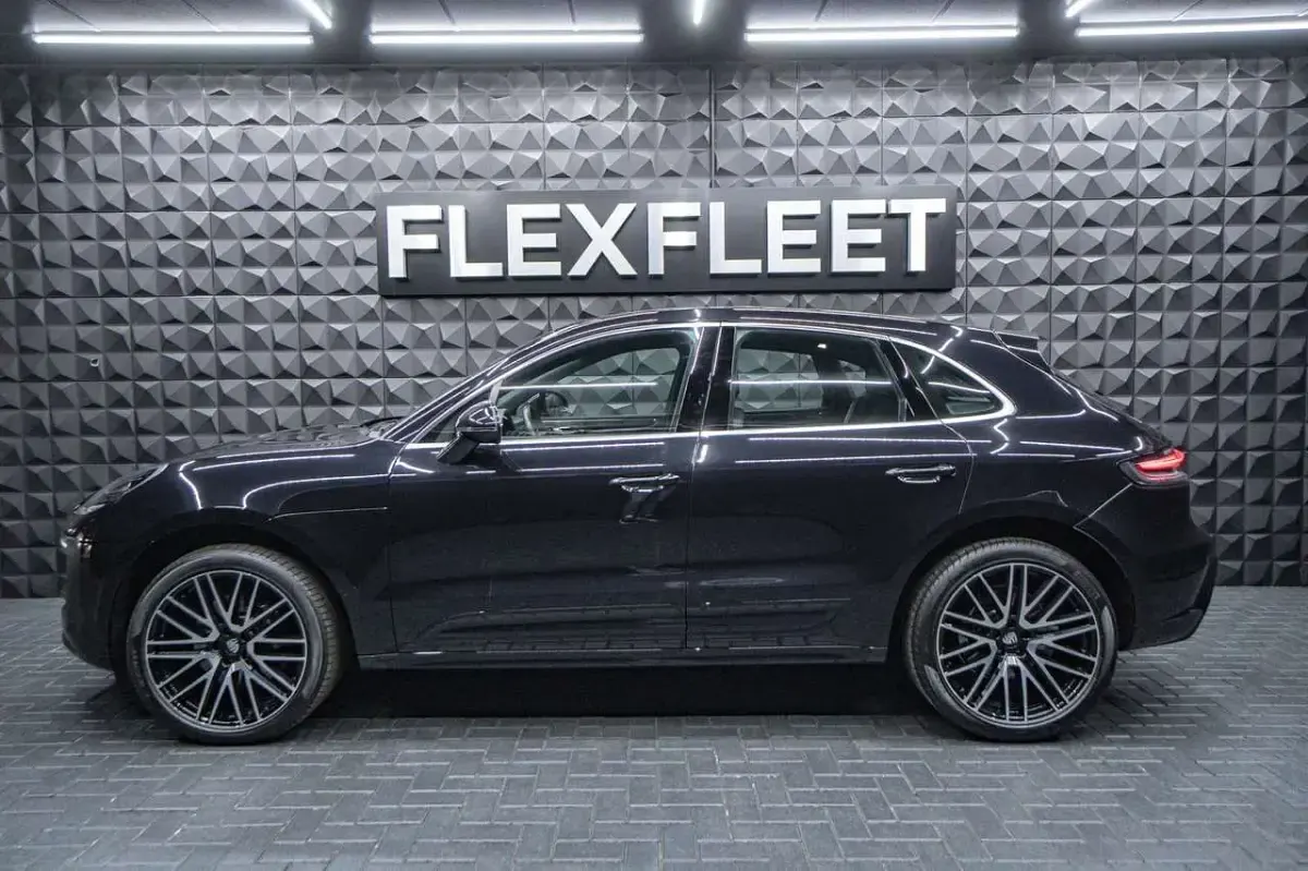 Gebraucht Porsche Macan S 381 PS (280 kW) 2022 Tiefschwarzmetallic SUV