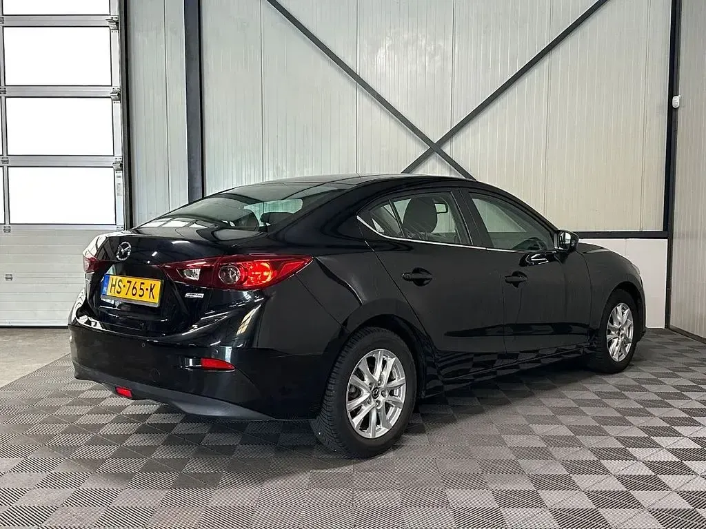 Gebraucht Mazda 3 120 PS (88 kW) 2015 Schwarz Limousine
