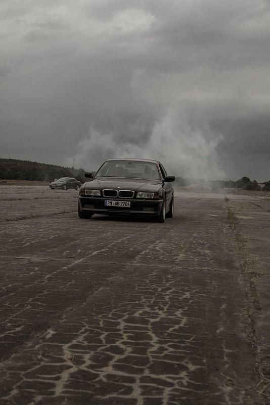 Gebraucht BMW 740 Basis 286 PS (210 kW) 1998 Schwarz Limousine