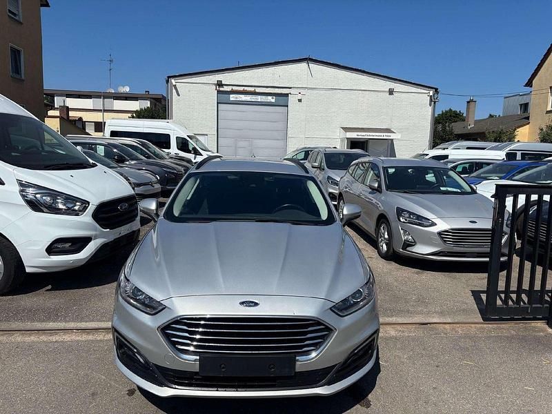 Gebraucht Ford Mondeo 150 PS (110 kW) 2021 Silber Kombi