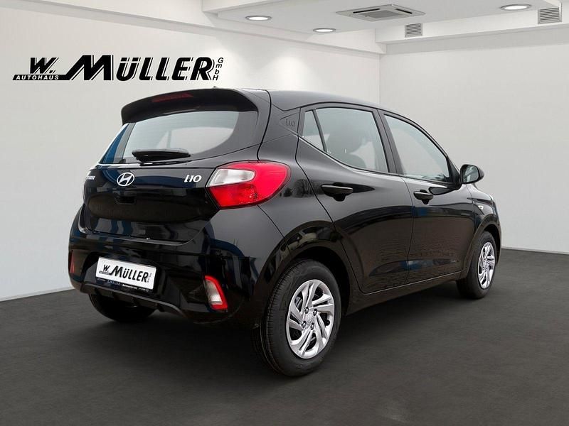 Neu Hyundai i10 Select 63 PS (46 kW) 2025 Phantom black Kleinwagen