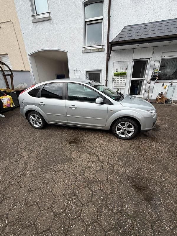 Gebraucht Ford Focus 145 PS (106 kW) 2006 Silber Kleinwagen