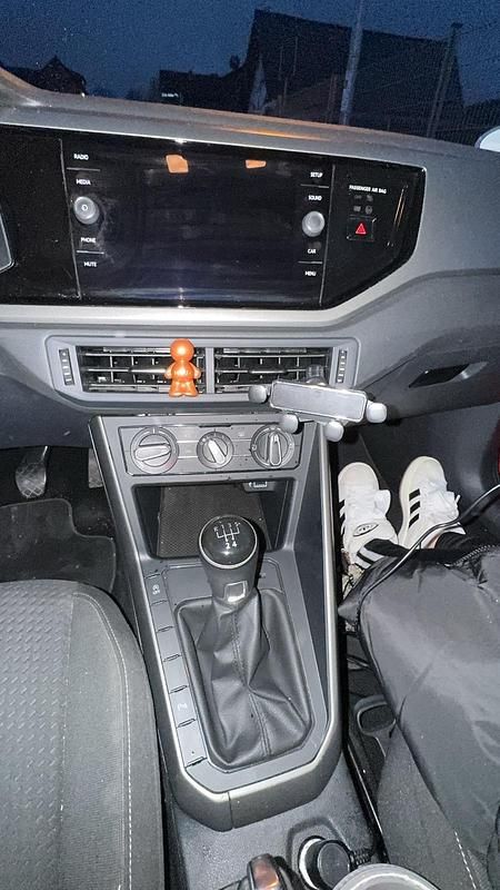 Gebraucht VW Polo Comfortline 2018 Rot Kleinwagen